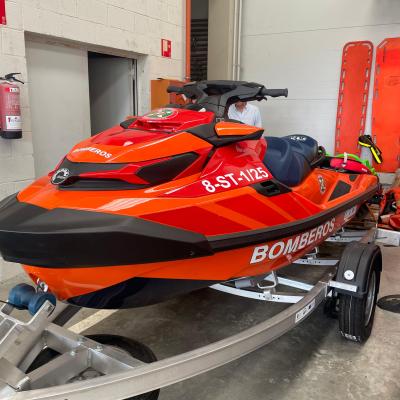 MOTO ACUÁTICA RESCATE 10
