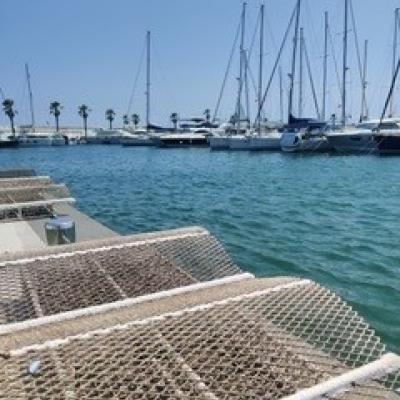 Estructuras en el exterior listas para sumergir