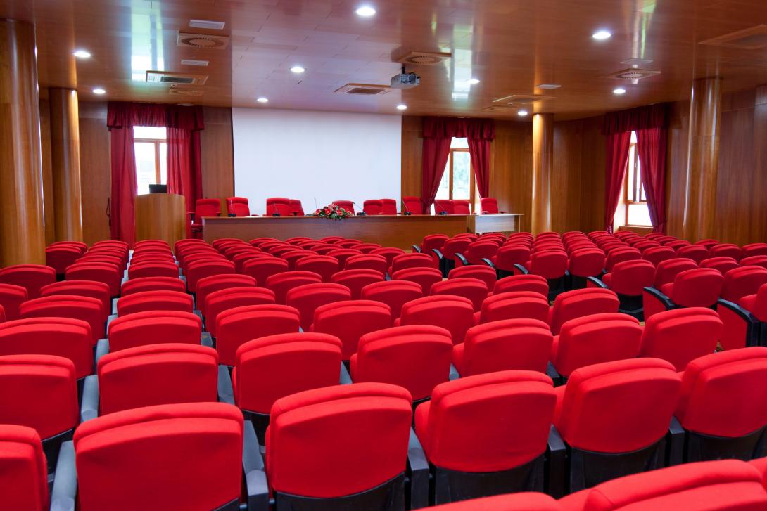 conference-centre-with-red-armchairs.jpg