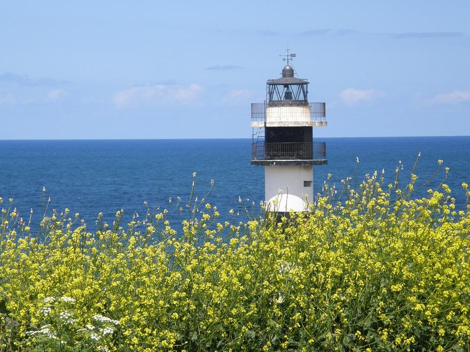 lighthouse-galicia.jpg